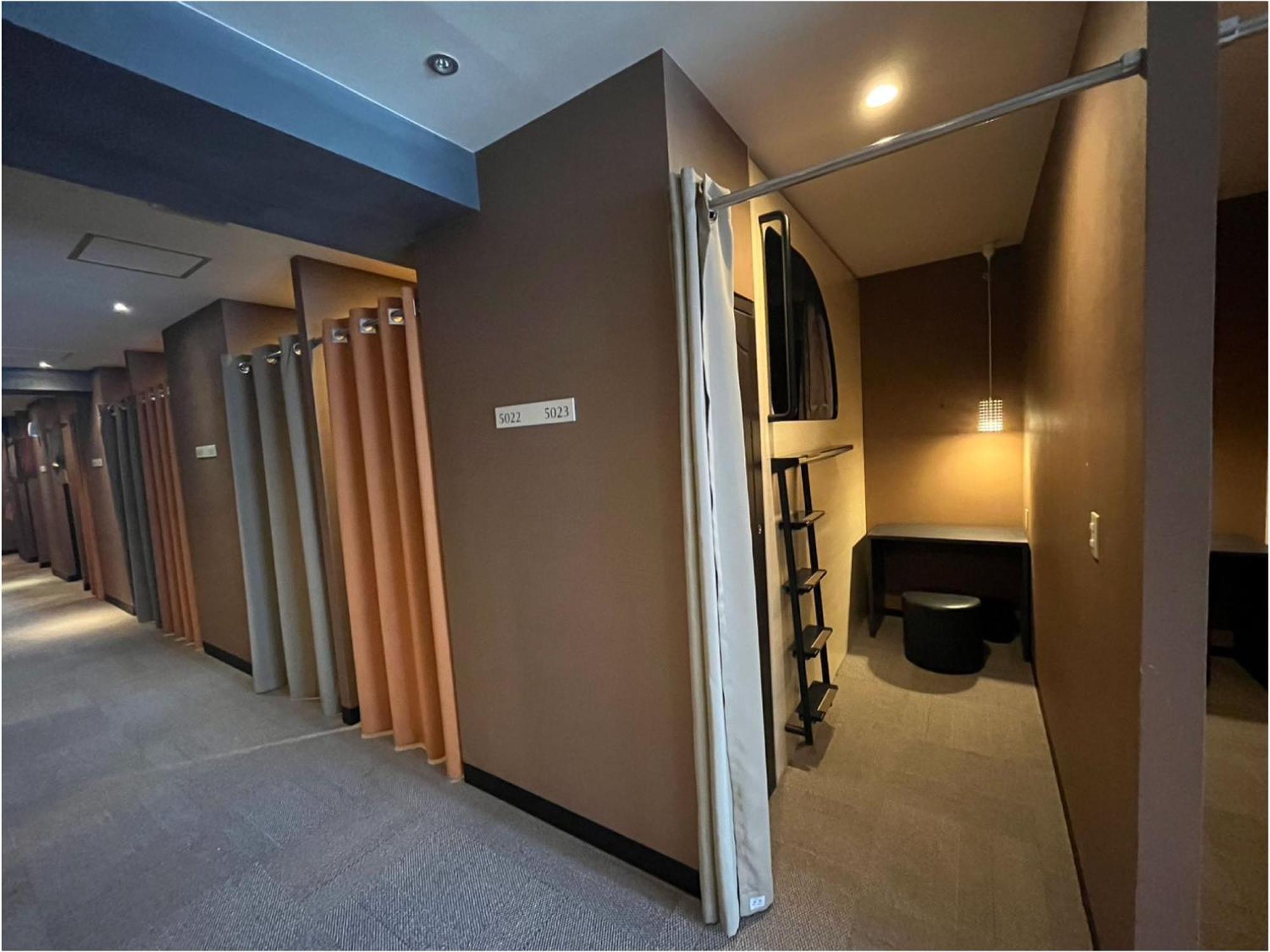 The Centurion Sauna Rest & Stay Sapporo Male Only Exteriör bild
